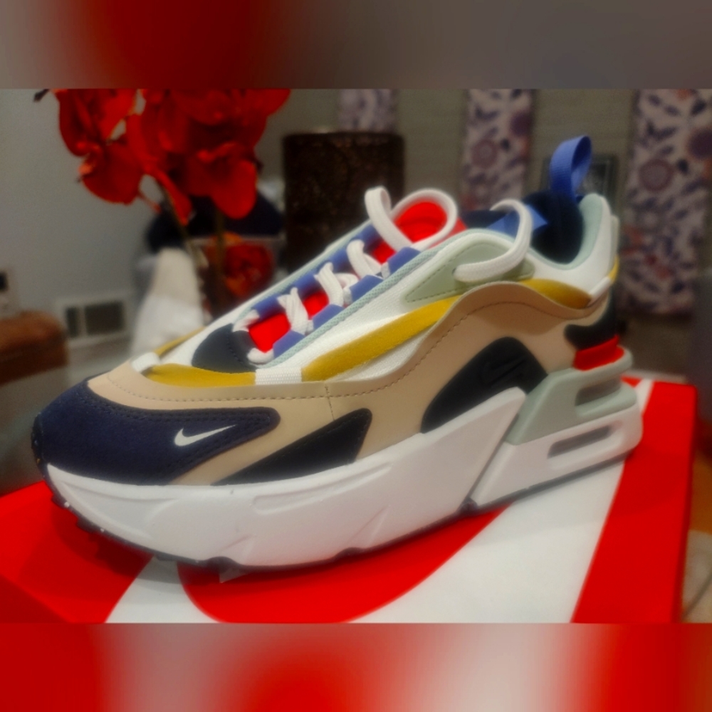 Nike Air Max FURYOSA BRAND NEW!!